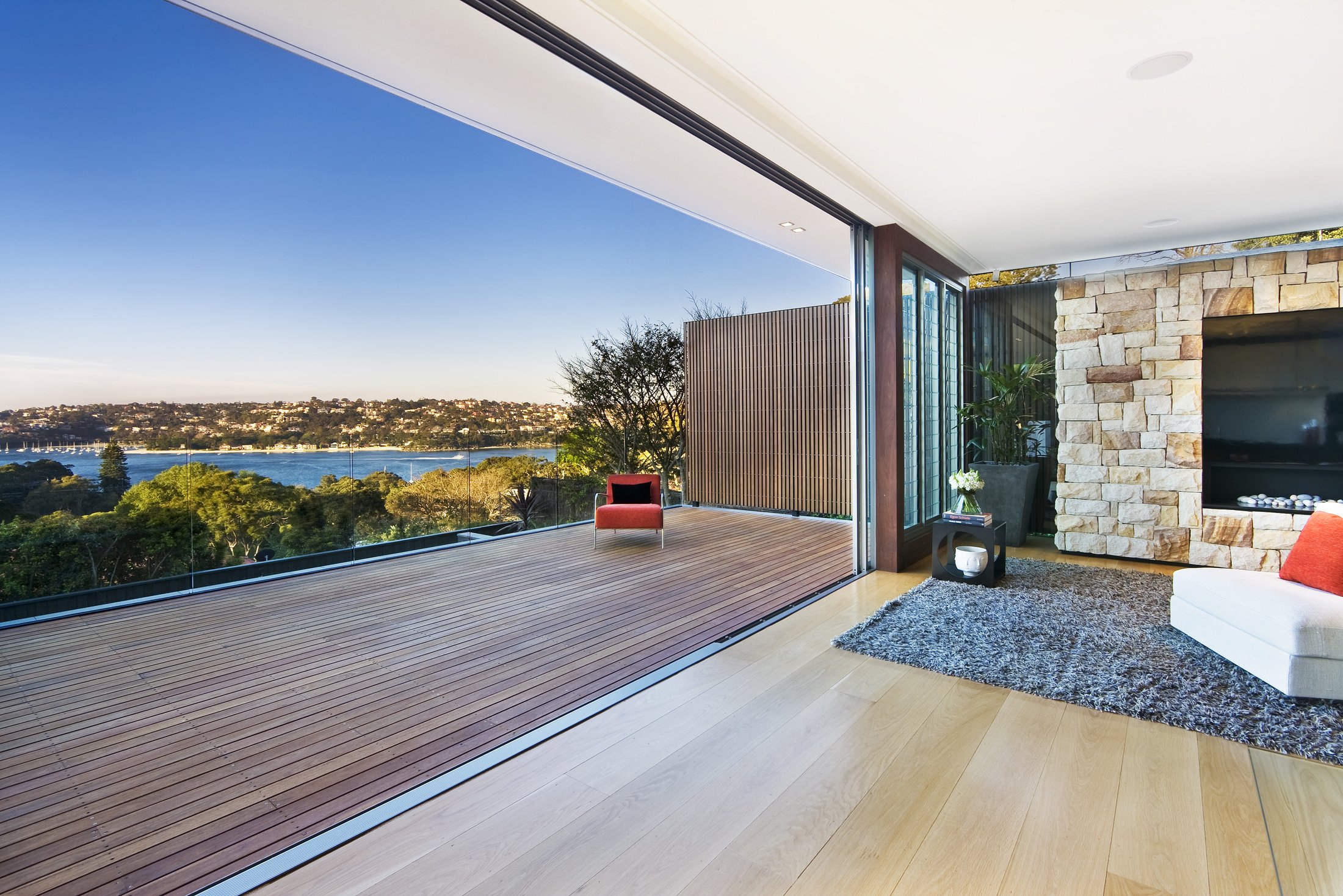 Rabat — modern home above Chinamans Beach